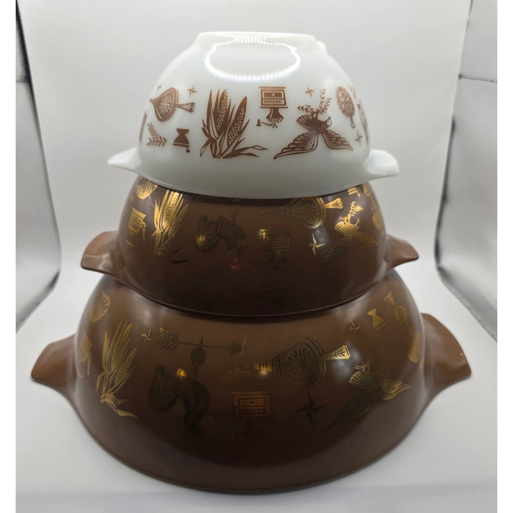 Vintage Pyrex Early American Cinderella Mixing Bowl Set Brown Gold 3 Piece MCM